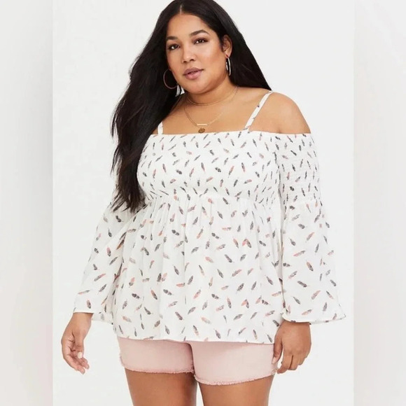 Torrid Feather Aztec Boho Print Challis Cold Shoulder Blouse Size Large (0) - Picture 1 of 8